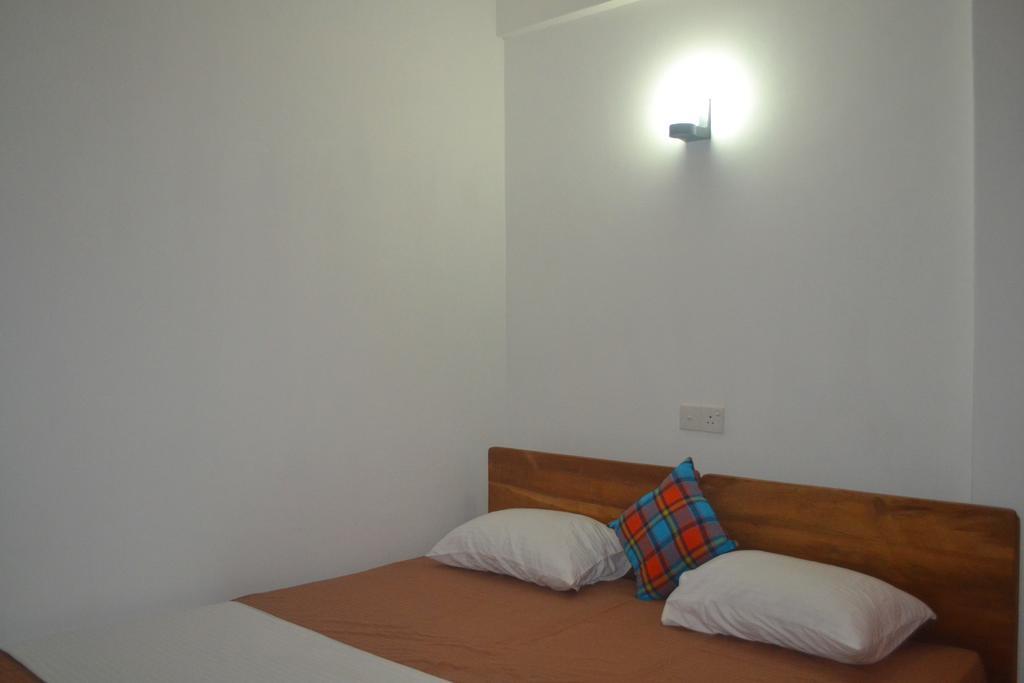 Surf Lanka Hotel Matara Buitenkant foto