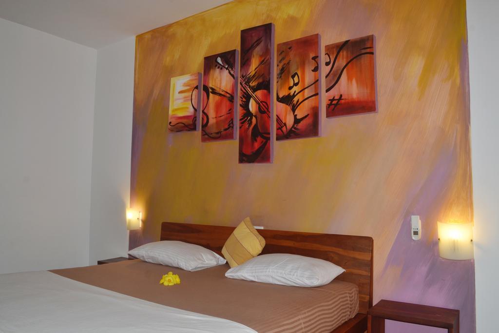 Surf Lanka Hotel Matara Buitenkant foto