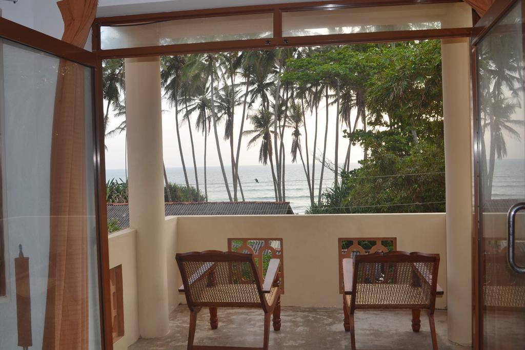 Surf Lanka Hotel Matara Buitenkant foto