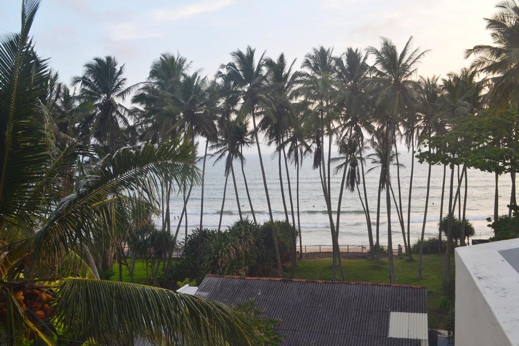 Surf Lanka Hotel Matara Buitenkant foto