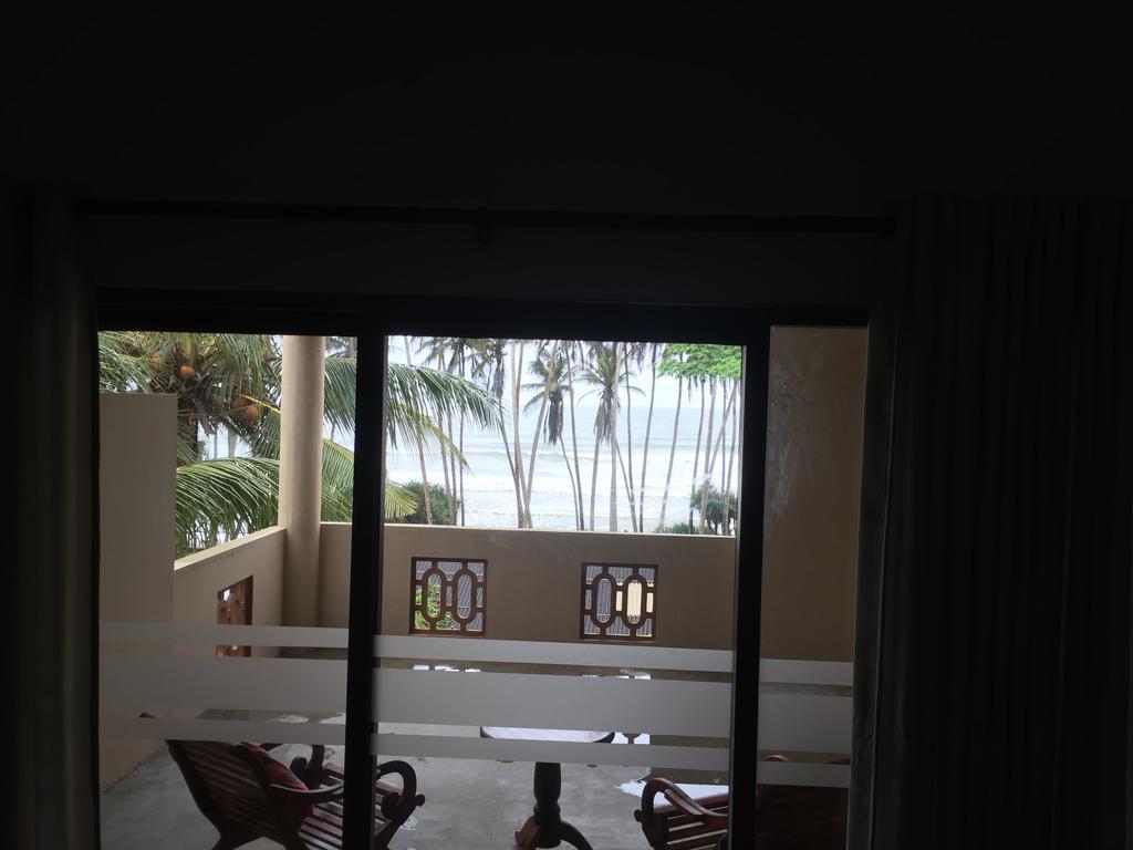 Surf Lanka Hotel Matara Buitenkant foto