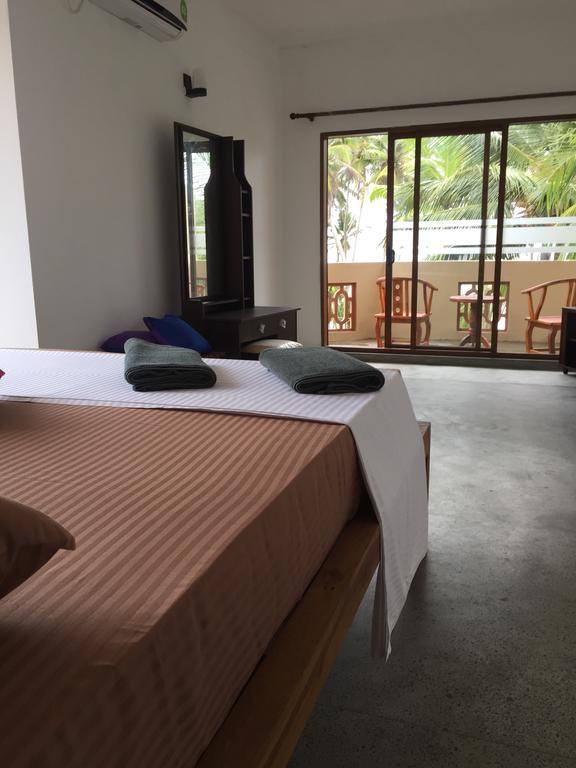 Surf Lanka Hotel Matara Buitenkant foto